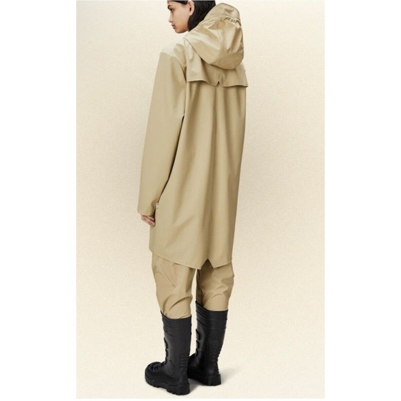 RAINS Brand Unisex Sz Large Classic Taupe Long Waterproof Rain Jacket Snap Front - Picture 4 of 15
